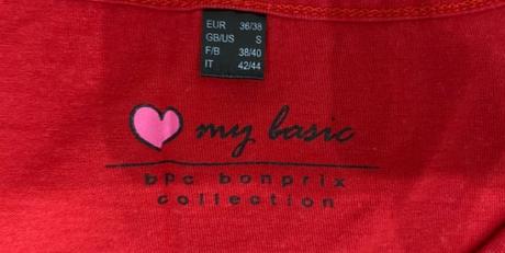 Šaty bez rukávov, 36