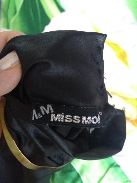 Top so zlatými aplikaciami, miss fiori,m