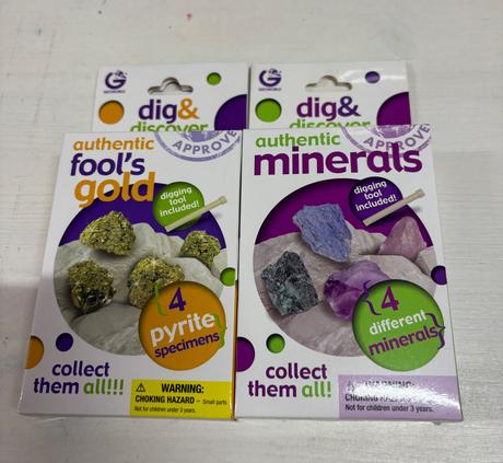 Geoworld - archeolog vykop a objav zlato a mineral,