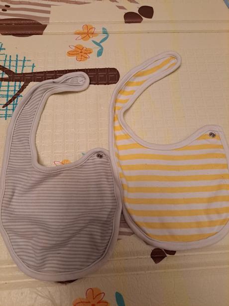 Podbradník, 2ks, darujem, 