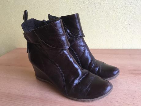 Dámske hnedé uteplené nízke čižmy na opätku, 38