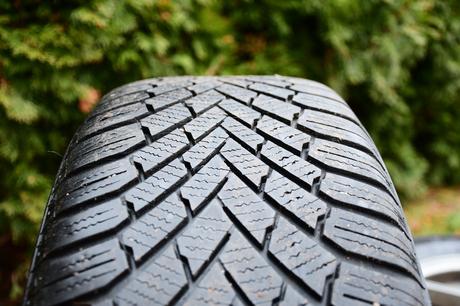 Hlinikové disky borbet + zimné pneumatiky,