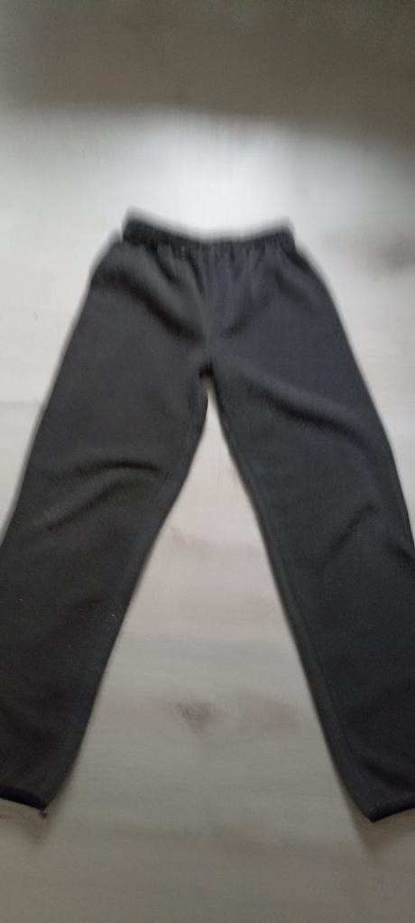 Mikina + tepláky vel. 146-152, 140–152