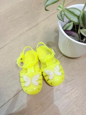 Gumené sandálky, f&f,25