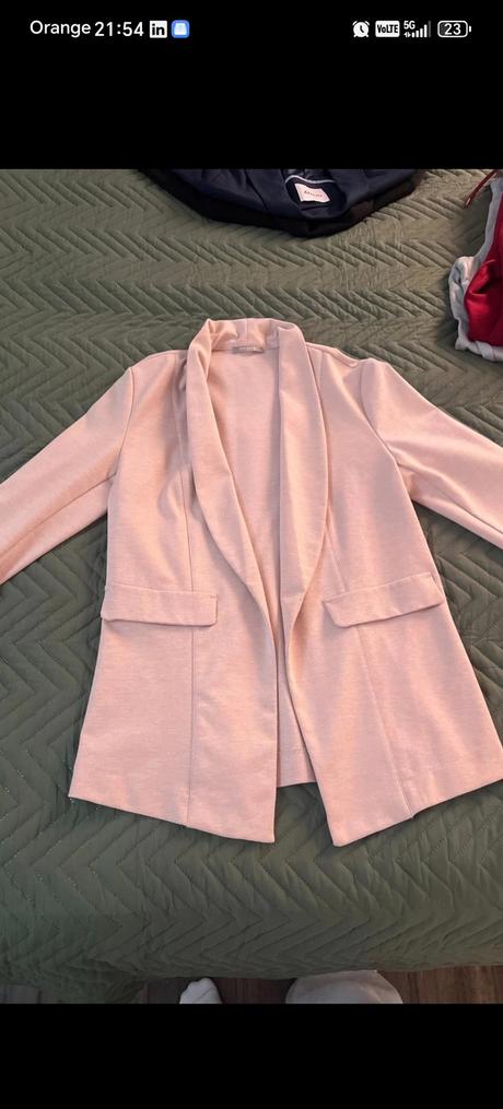 Sako jemna farba bezovo-ruziva, viac do bezova s,m, orsay,m