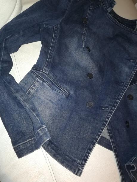 Značková riflova bunda,pc 150eur, 42