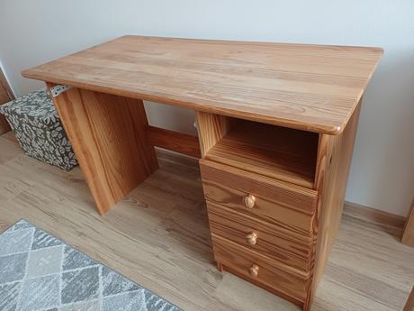 Písací stôl, 