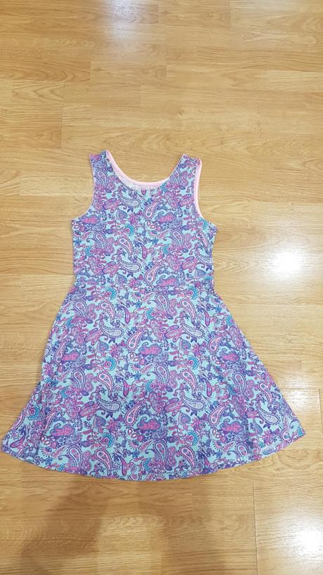 Fialkovo modré šaty v. 152, f&f,152