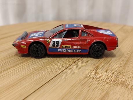 Veterán ferrari 308 gtb pioneer 1982-1988 bburago,