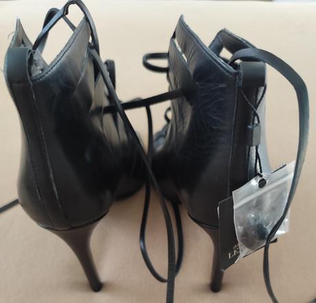 Nenosené kožené sandále zara, zara,38