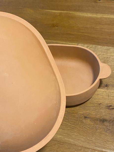 Rímsky hlinený hrniec s vekom terakotový, 