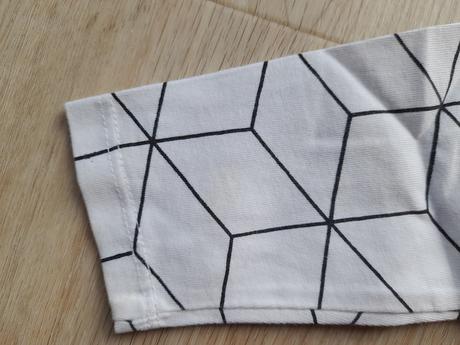 Tričko s geometrickým vzorom, lindex,92