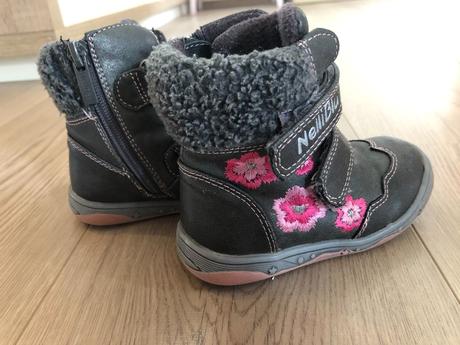 Čižmičky, nelli blu,23