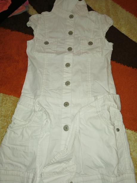 Sukničky a šaty, 122–134