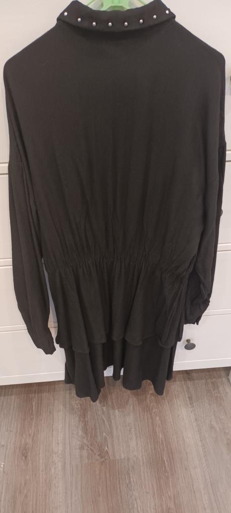 Cierne kratke saty s cvokmi, mohito,m