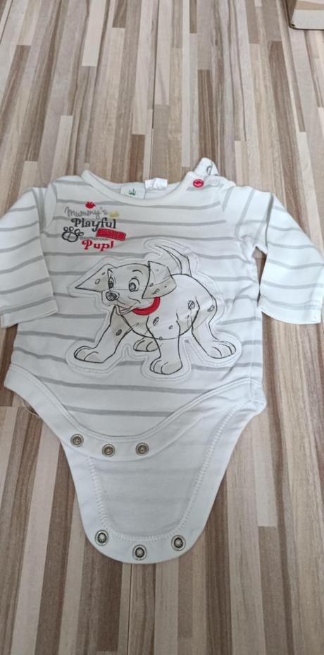 Balík oblečenia, 62