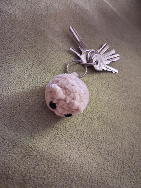 Háčkované hračky, prívesky, gumičky, 