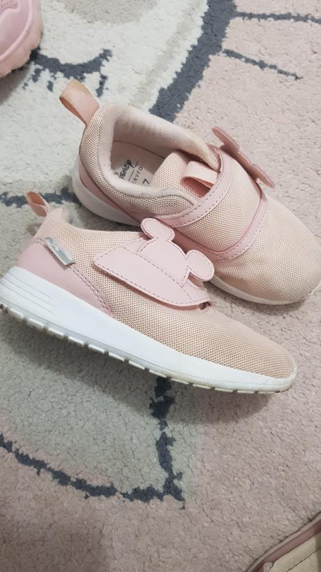 Tenisky, reserved,27