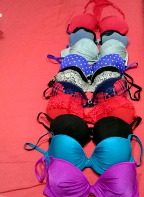 Rôzne podprsenky, 70b