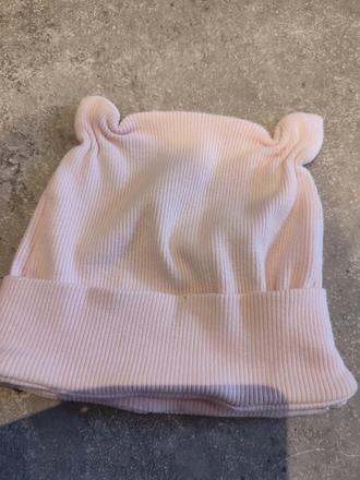 Čiapočka, queen,74