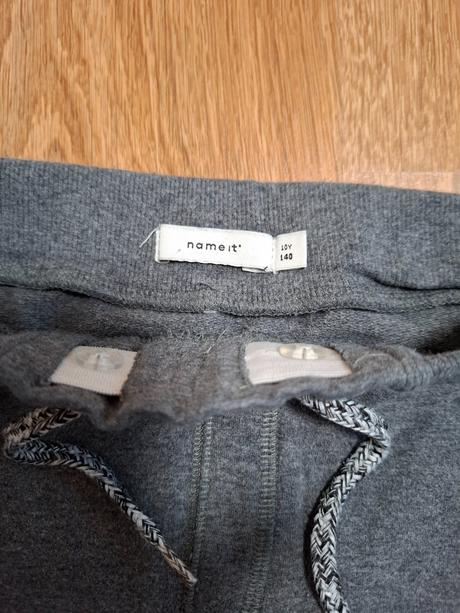 Tepláky(teplákove nohavice) 140 až 146, 140