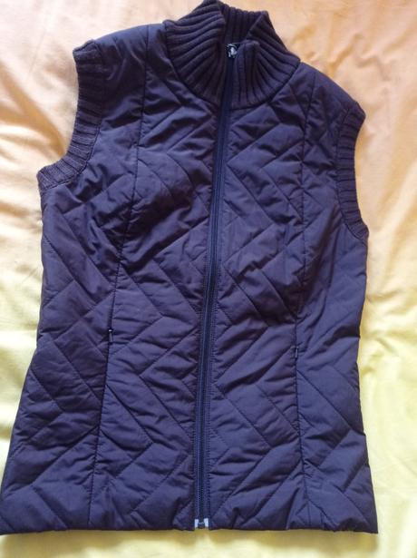 Vesta s upletom-m-, m