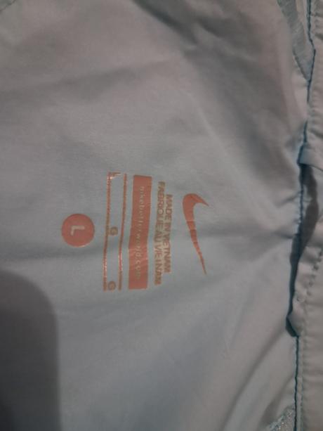 Tenká športová bunda, nike,l