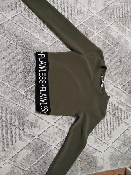 Povianočný výpredaj, s