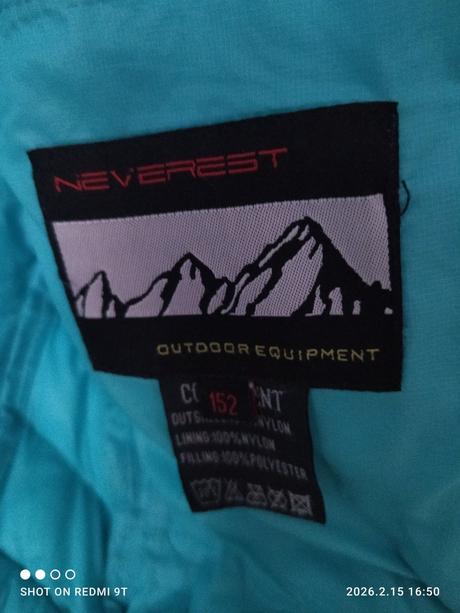 Ľahká vetrovka, neverest,152