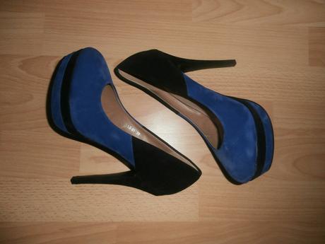 Modročierne lodičky, 39