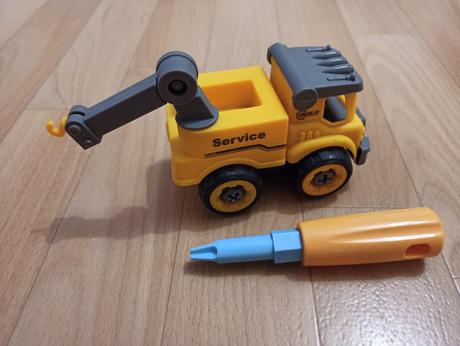 Srobovacie auto,