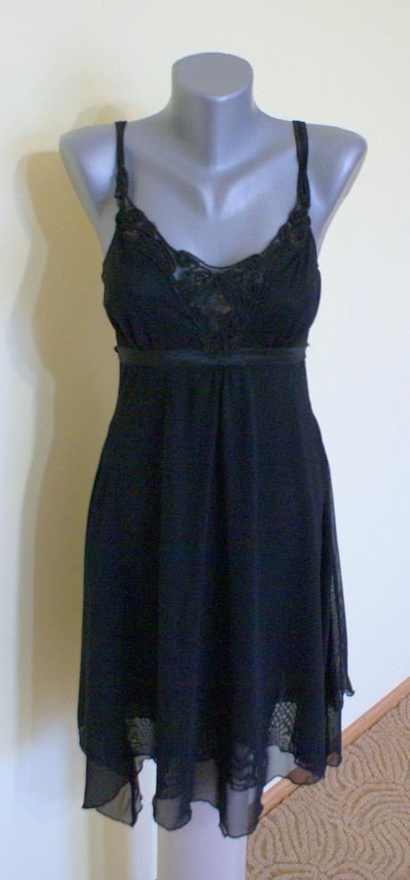 Šaty - bez známok nosenia, s