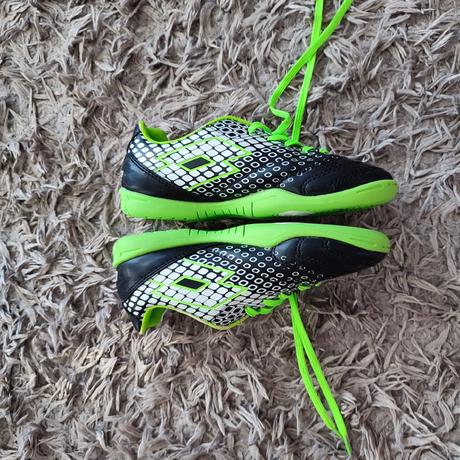 Chlapčenské futbalové halovky, lotto,33