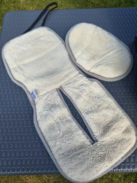 2x autosedačka joie i-spin 360 + 2x merino podložk, joie
