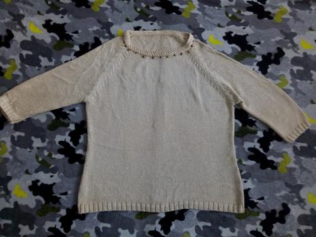 Pletený pulóver, 42