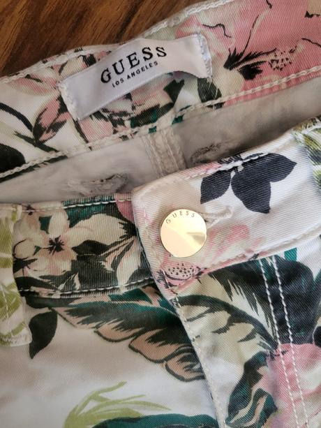 Guess krátke nohavice v.38, guess,38