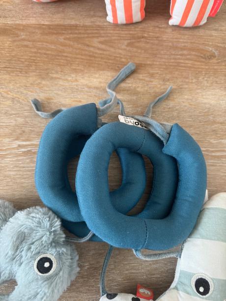 Špirála a vankúšik done by deer,