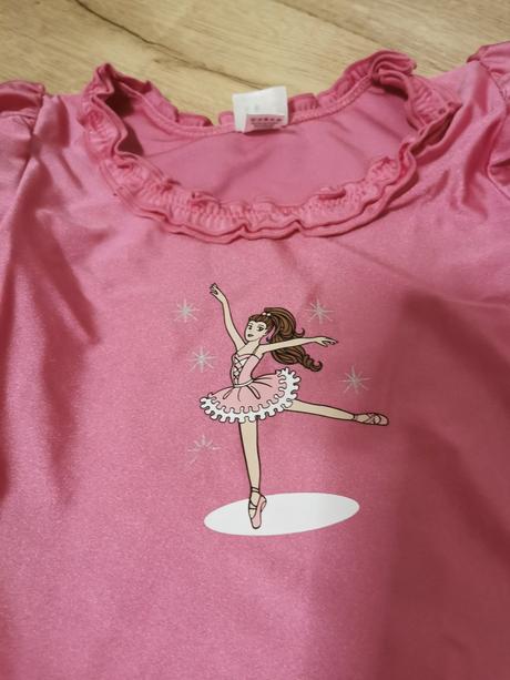 Gymnasticky dres, 140