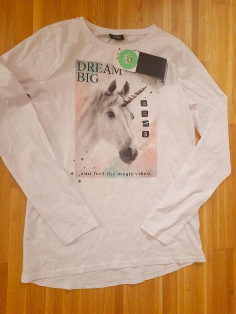 Úplne nové tričko takko,cena iba 5e, v 170,176, takko,176