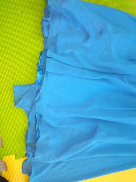 Spoločenské šaty s, s