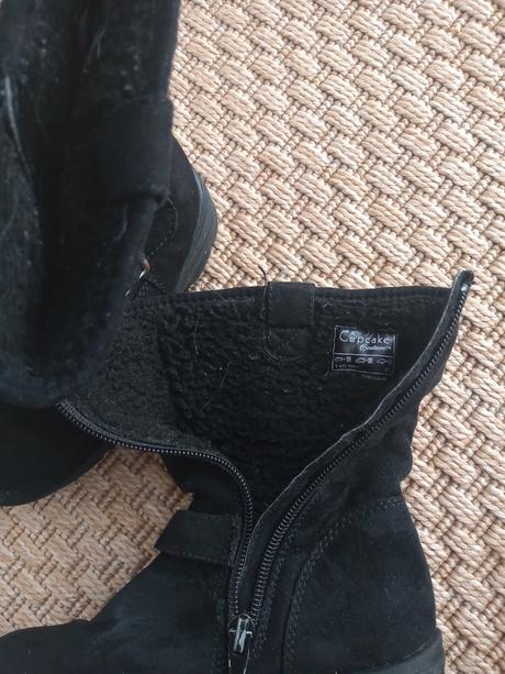 Čierne semišové čižmy, cupcake,27