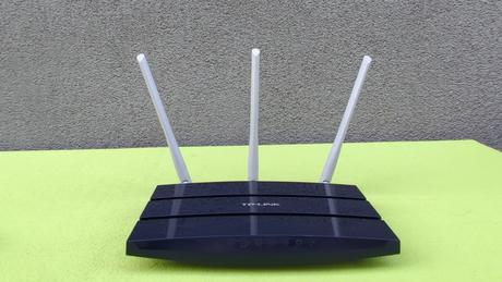 Gigabit lan router, wifi 300 mbit - tp link, 