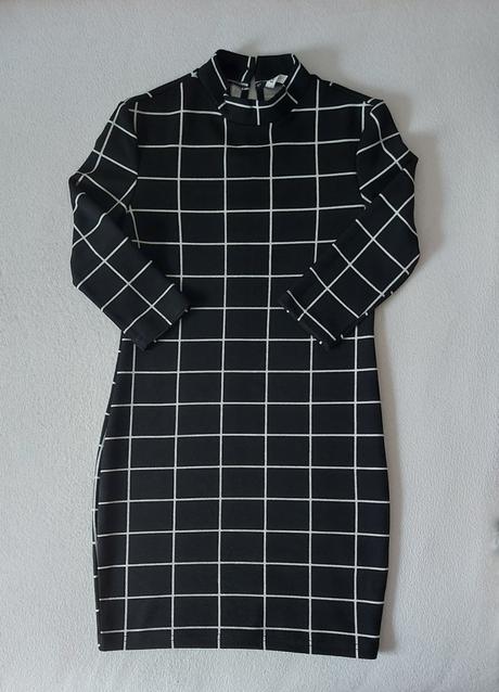 Dievčenské šaty, 134