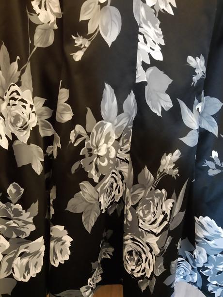 Šaty na viazanie okolo krku veľkosť 46 ( uk 18), 46