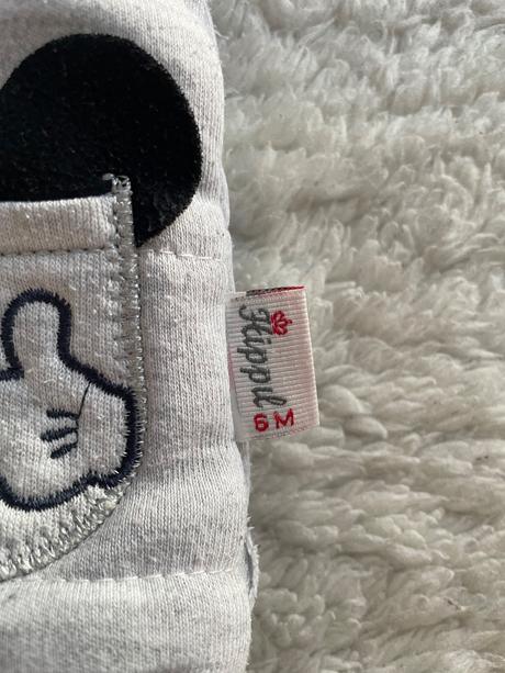 Teplakova svetlosiva vesta hippil, 68