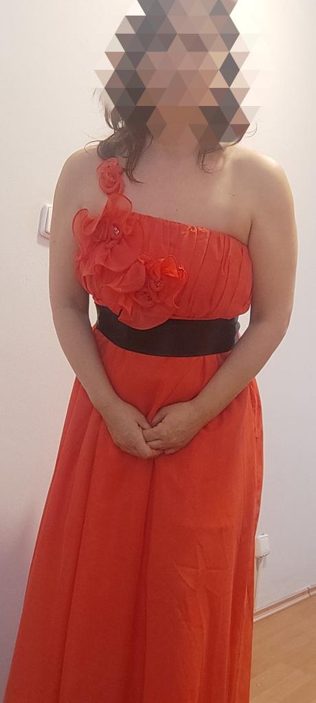 Spoločenské šaty, l