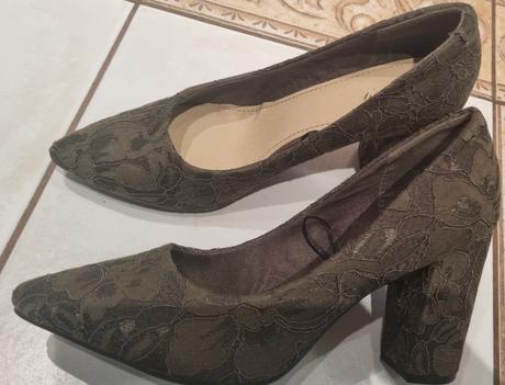 Lodičky - veľ. 39., 39