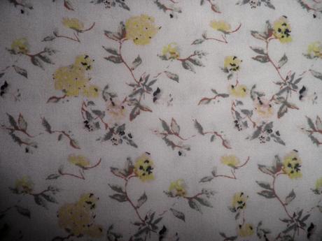 Pekná pohodlná tehu blúzka, m