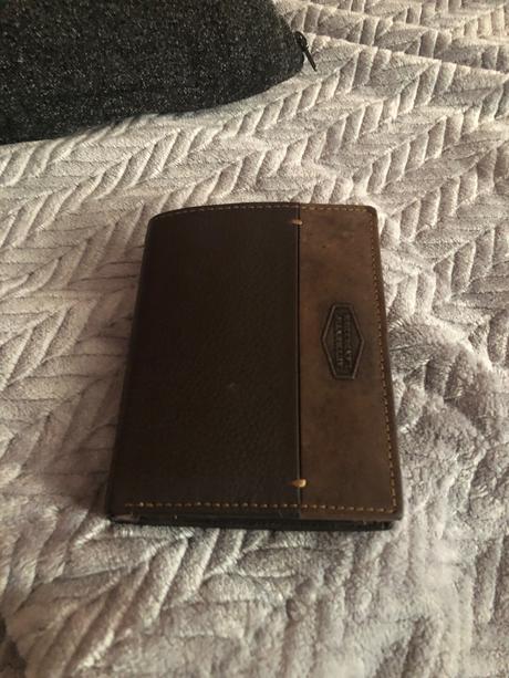 Lanleder peňaženka-poštovné v cene,