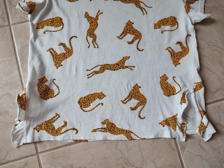 Tričko crop, reserved,152